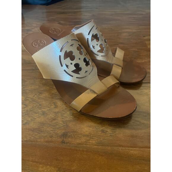 TORY BURCH Zoey Wedge Slide Sandal Slip On Mule Shoes Size 9 Beige VACATION - Picture 3 of 7